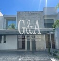 CASA EN RENTA EN COTO VILLA VERONA
