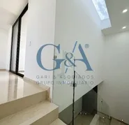 FONTEE (SOLARES) ESTRENA CASA DE LUJO