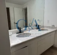 VENTA DE CASA EN VALLE REAL