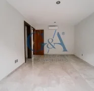 Casa en Venta en Valle Real  San Arturo Norte
