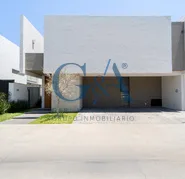 CASA EN RENTA SOLARES COTO 3