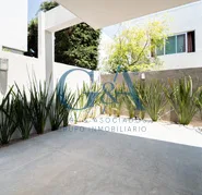 CASA EN RENTA SOLARES COTO 3
