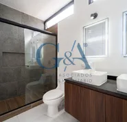 CASA NUEVA EN VENTA EN FLOR DE LOTO, LA TIJERA.