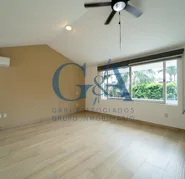 VENTA DE CASA EN VALLE REAL