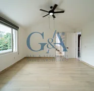 RENTA DE CASA EN VALLE REAL