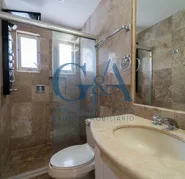RENTA DE CASA EN VALLE REAL