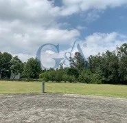 EXCELENTE TERRENO EN LOS SAUCES