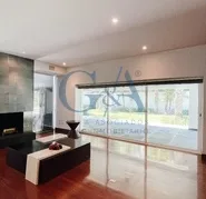 CASA EN RENTA CON ALBERCA EN VALLE REAL