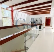 CASA EN RENTA CON ALBERCA EN VALLE REAL