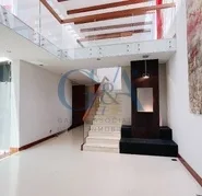CASA EN RENTA CON ALBERCA EN VALLE REAL