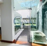 CASA EN RENTA CON ALBERCA EN VALLE REAL