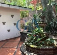 Bonita Residencia en Las Quintas