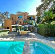 INCREIBLE CASA EN PINAR DE LA VENTA