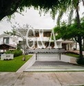 RESIDENCIA EN VENTA, EN ESQUINA VALLE REAL