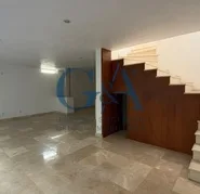 CASA EN RENTA VALLE REAL