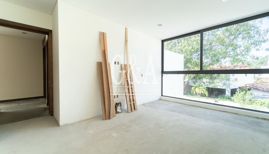 CASA EN VENTA EN VALLE REAL