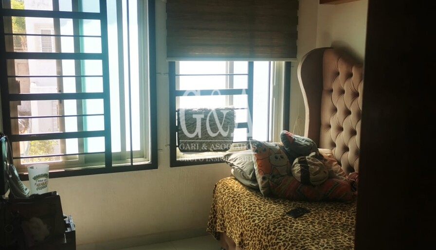 CASA EN VENTA EN COTO ALCAZAR