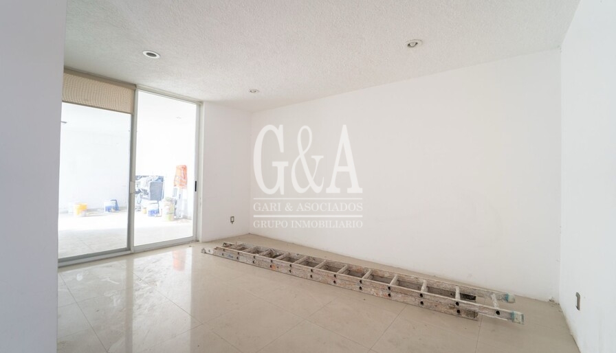 CASA EN VENTA EN PALMA REAL