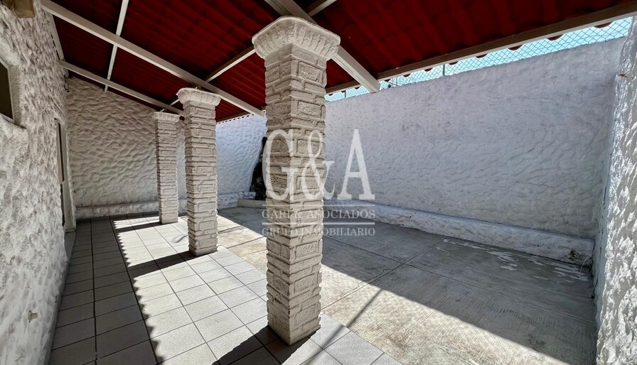 CASA EN VENTA EN ARCOS DE GUADALUPE