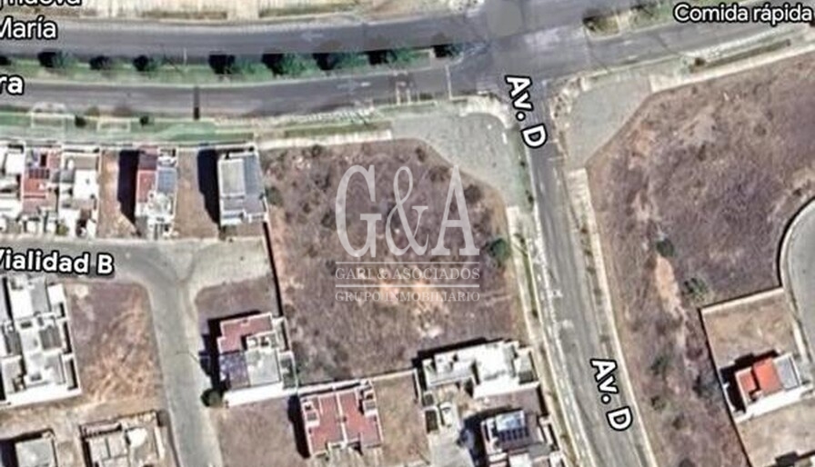 TERRENO EN VENTA EN EL FRACCIONAMIENTO VALLE IMPERIAL