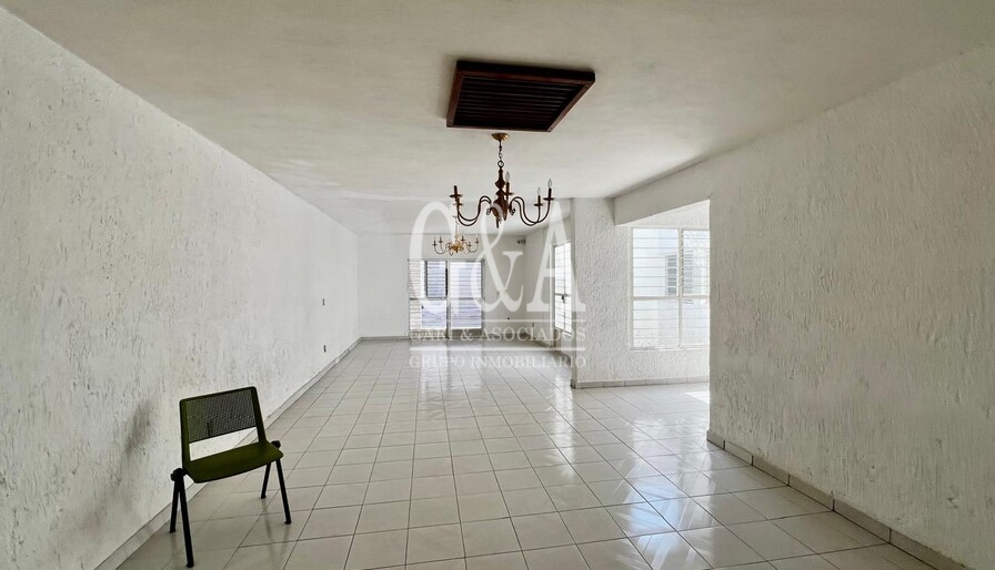 CASA EN VENTA EN ARCOS DE GUADALUPE