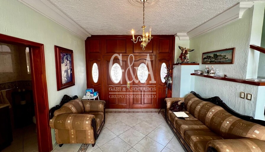 CASA EN VENTA EN EL PALOMAR