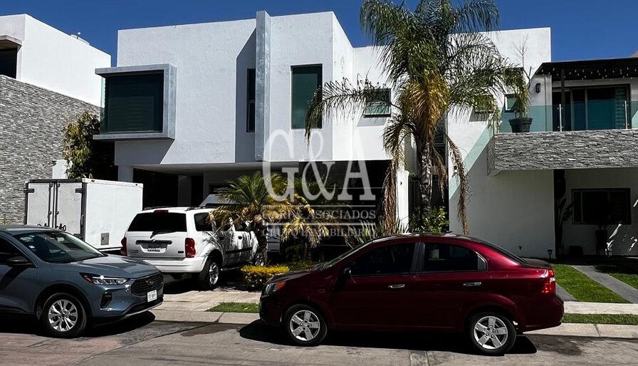 CASA EN RENTA EN OLIVOS RESIDENCIAL
