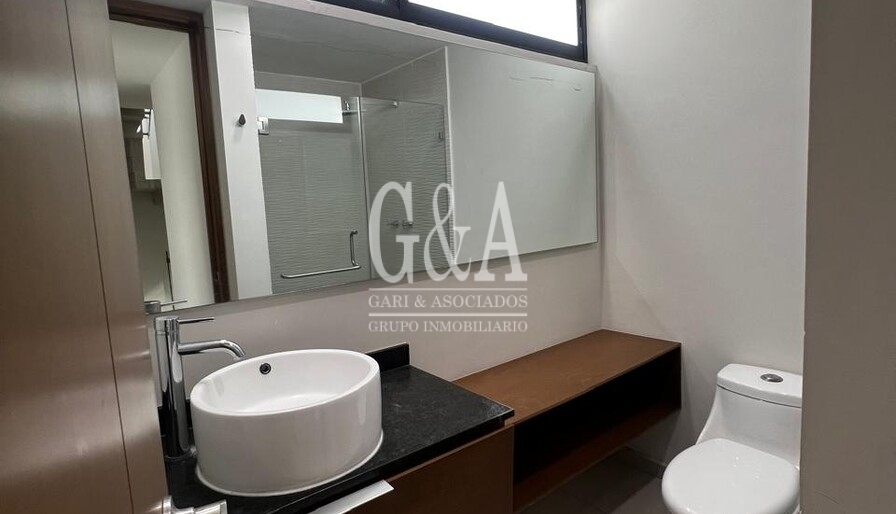 ¡Casa en RENTA en Coto Madeiras 1! FRACCIONAMIENTO VALLE IMPERIAL