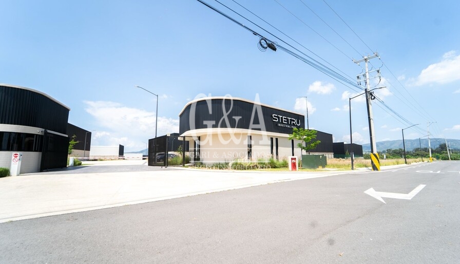 VENTA DE BODEGAS EN EL ARENAL