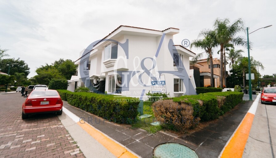 ATLAS COLOMOS EN COTO PRIVADO CASA EN VENTA
