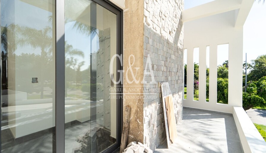 CASA EN VENTA EN VALLE REAL