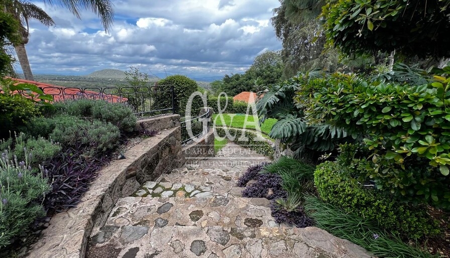 CASA EN RENTA EN PINAR DE LA VENTA