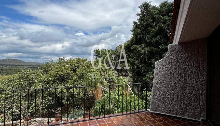 CASA EN RENTA EN PINAR DE LA VENTA