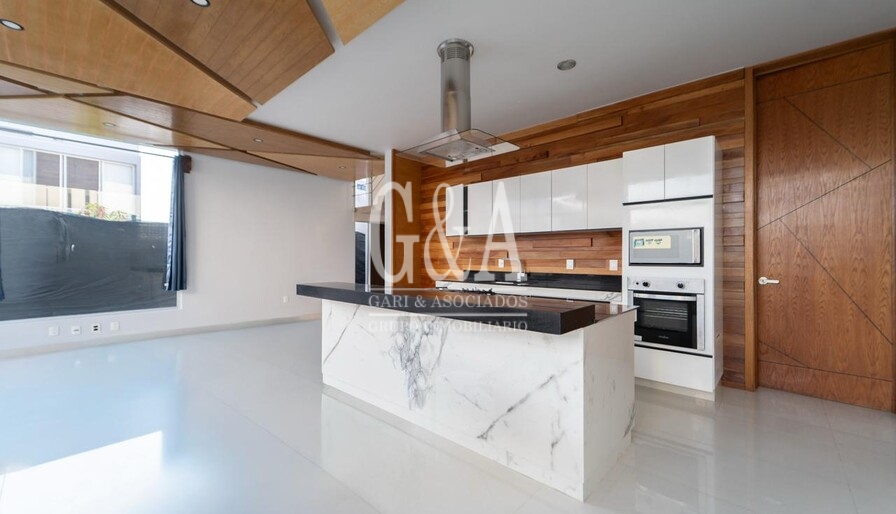 CASA EN VENTA  COTO 2 SOARE