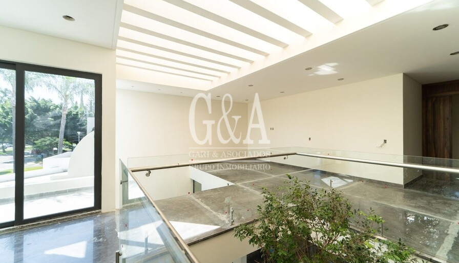 CASA EN VENTA EN VALLE REAL