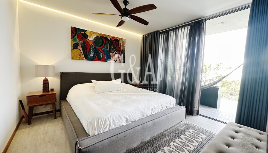 HERMOSA CASA EN OLIVOS RESIDENCIAL