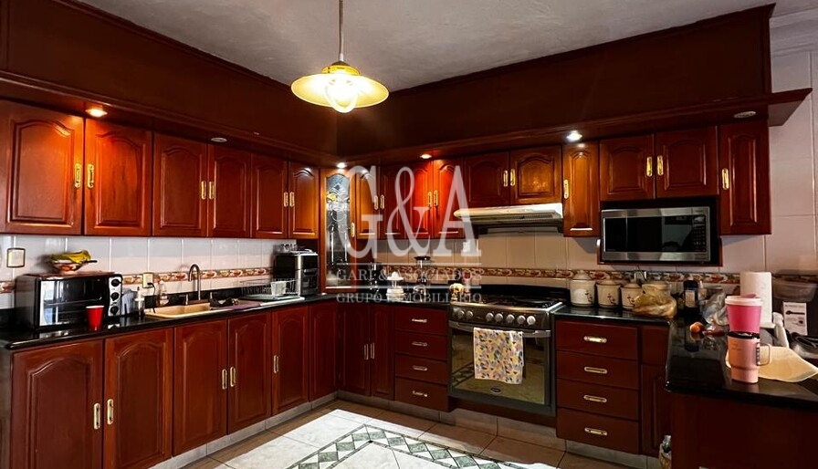 CASA EN VENTA EN EL PALOMAR
