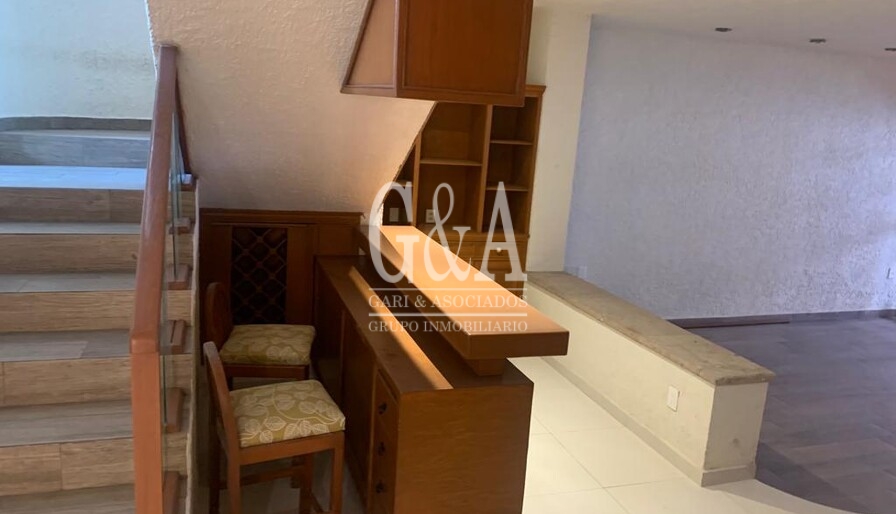 EXCELENTE CASA EN ROYAL COUNTRY