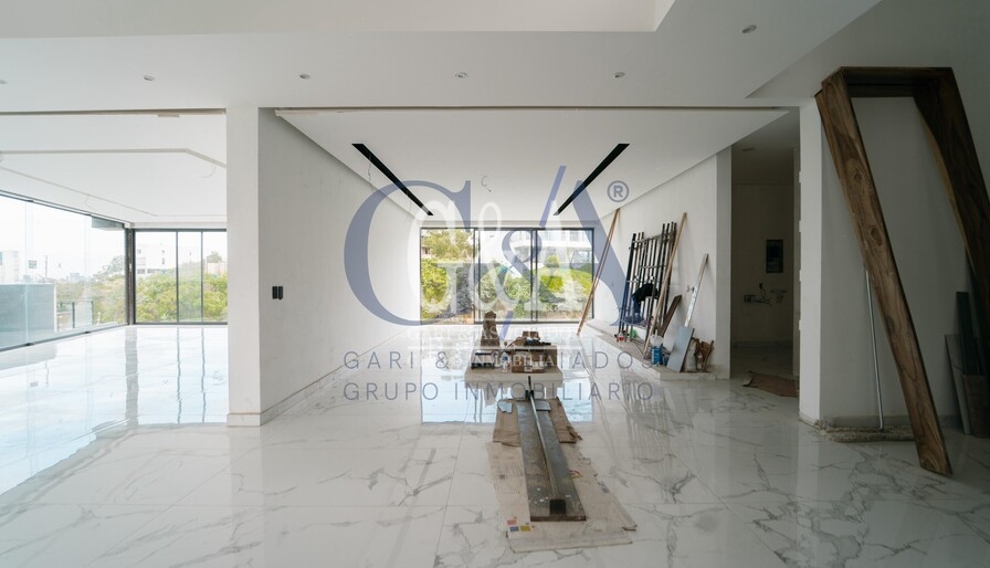 CASA EN VENTA PUERTA LAS LOMAS