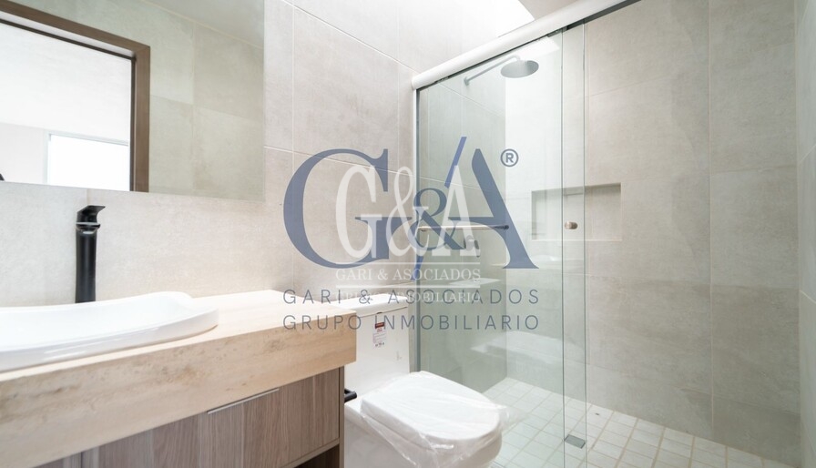 CASA EN VENTA SOLARES, SANTILLANA RESIDENCIAL