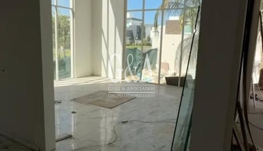 EXCELENTE PROPIEDAD EN PRE-VENTA EN EL FRACCIONAMIENTO VILLA VERONA