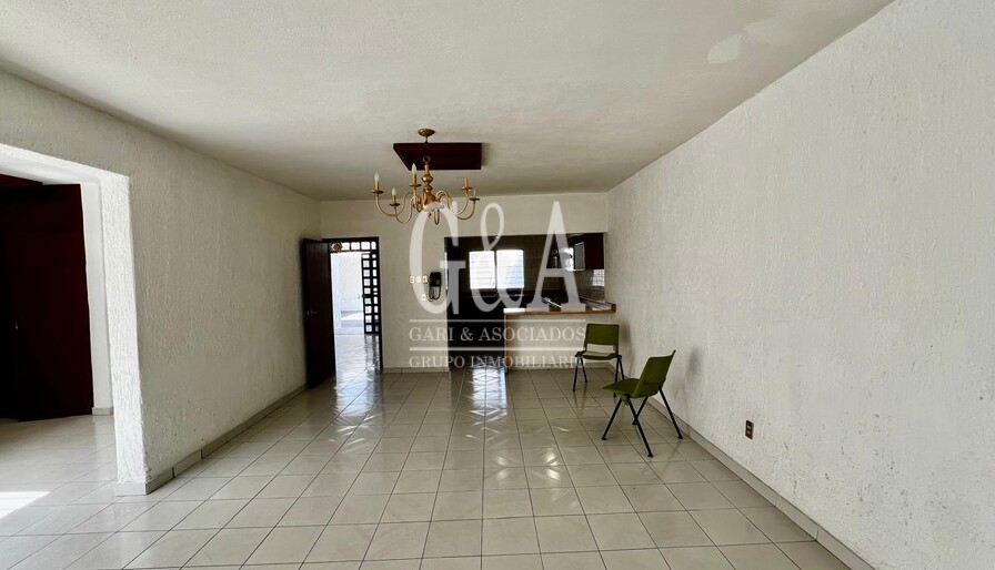 CASA EN VENTA EN ARCOS DE GUADALUPE