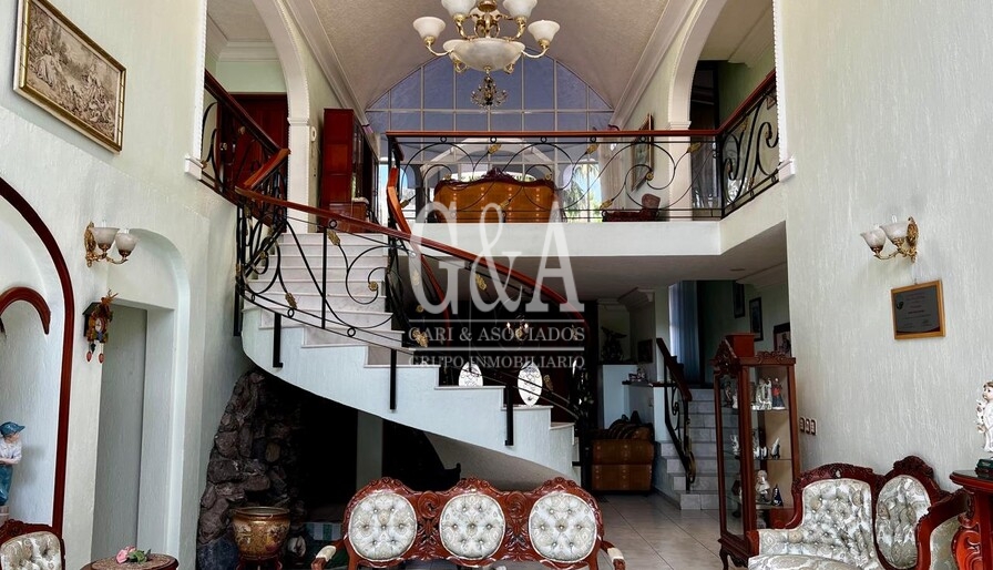 CASA EN VENTA EN EL PALOMAR