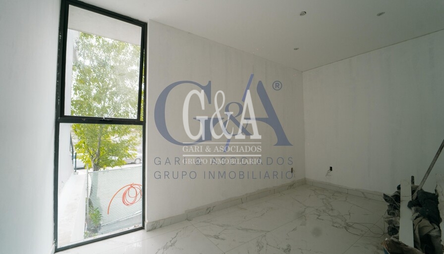CASA EN VENTA PUERTA LAS LOMAS