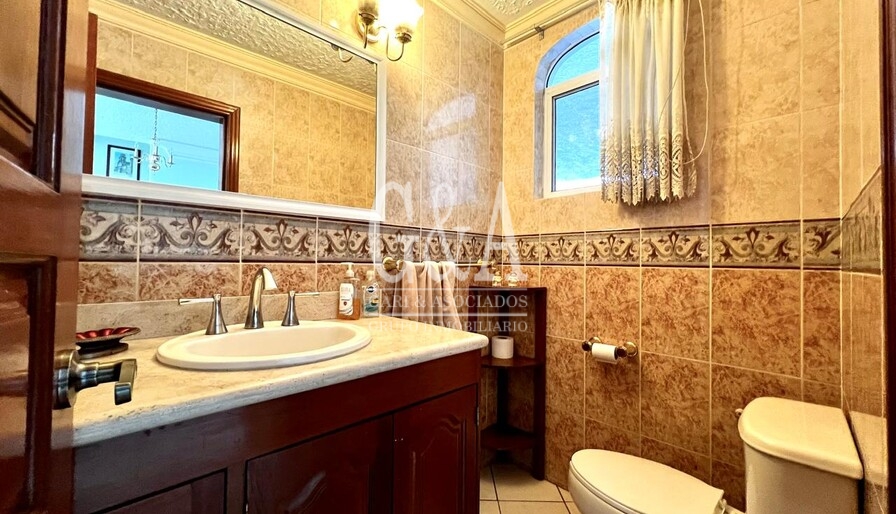 CASA EN VENTA EN EL PALOMAR
