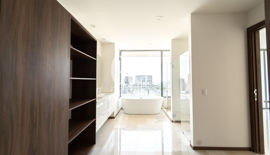 DEPTO EN VENTA EN COUNTRY CLUB