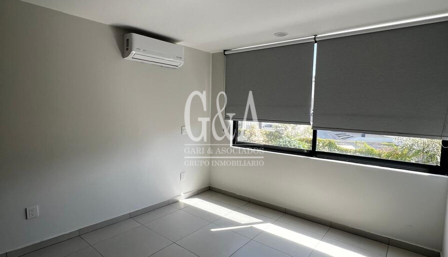 ¡Casa en RENTA en Coto Madeiras 1! FRACCIONAMIENTO VALLE IMPERIAL