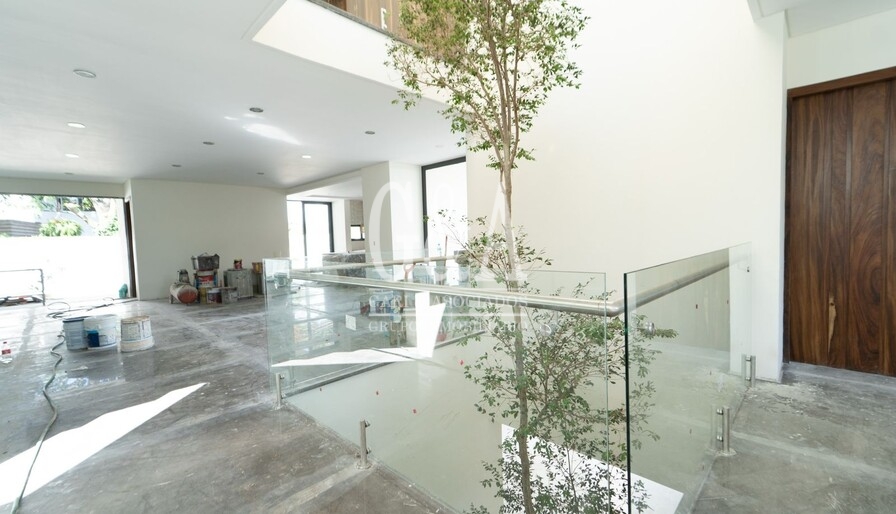 CASA EN VENTA EN VALLE REAL