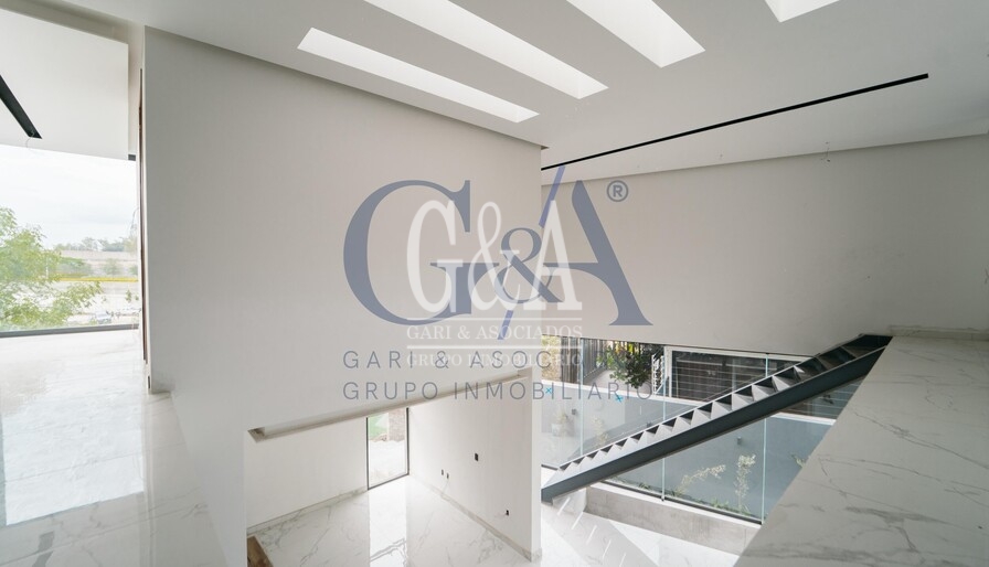 CASA EN VENTA PUERTA LAS LOMAS