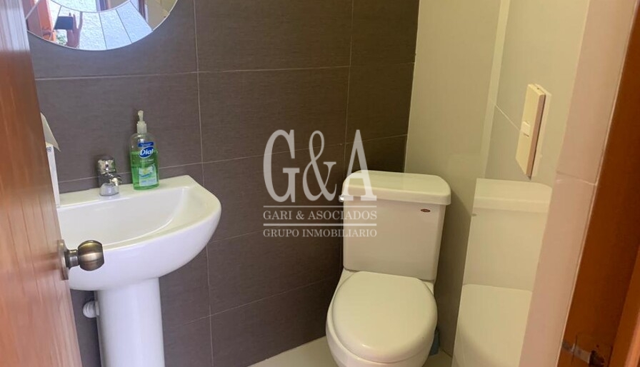 EXCELENTE CASA EN ROYAL COUNTRY